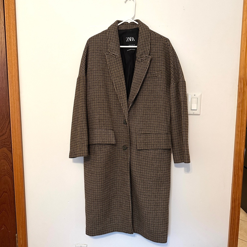 Zara Women's Brown Houndstooth Coat